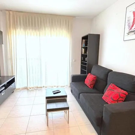Con Piscina Y Jardin En Empuriabrava, Cerca De La Playa - Hisp-312-78