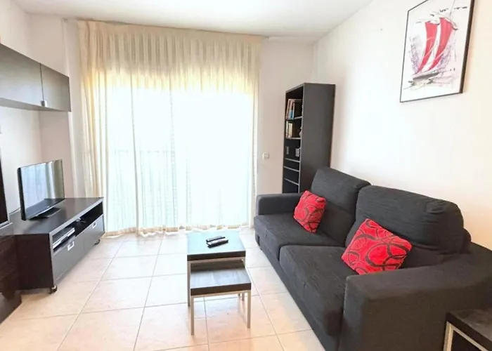 Con Piscina Y Jardin En Empuriabrava, Cerca De La Playa - Hisp-312-78