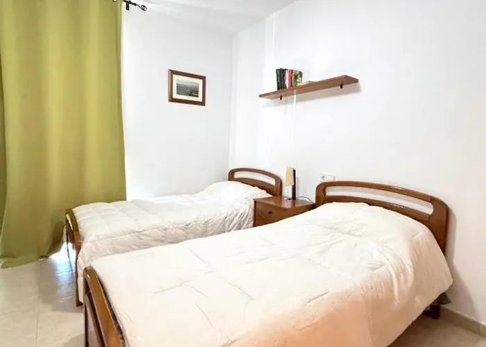 Apartment Con Piscina Y Jardin En Empuriabrava, Cerca De La Playa - Hisp-312-78 *